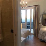 Bed and breakfast Le Camelie Del Bosco