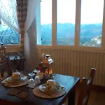Bed & Breakfast Le Camelie Del Bosco Baiardo