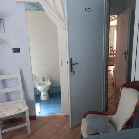Le Camelie Del Bosco Bed & Breakfast 2*