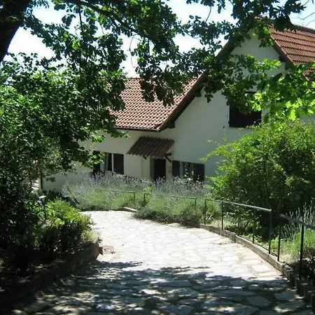 فندق مبيت وإفطار Le Camelie Del Bosco 3*