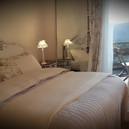 Bed & Breakfast Le Camelie Del Bosco Baiardo