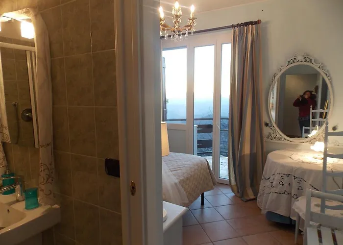 Bed and breakfast Le Camelie Del Bosco